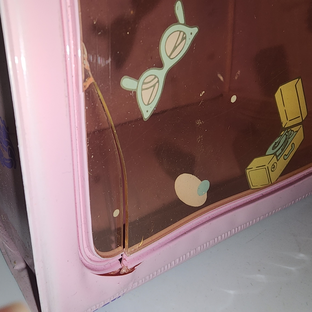 RARE Vintage 1988 Sanrio "classic 50s" themed vinyl storage case pink - Picture 5 of 5